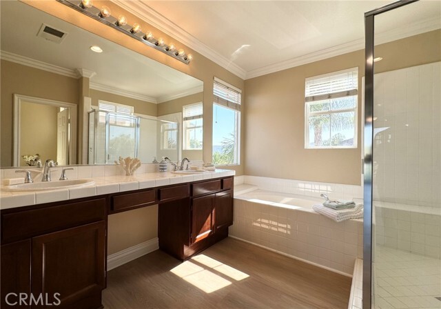 Building Photo - 41438 Grand View Dr