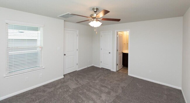 Building Photo - Sorento STUNNER!!!