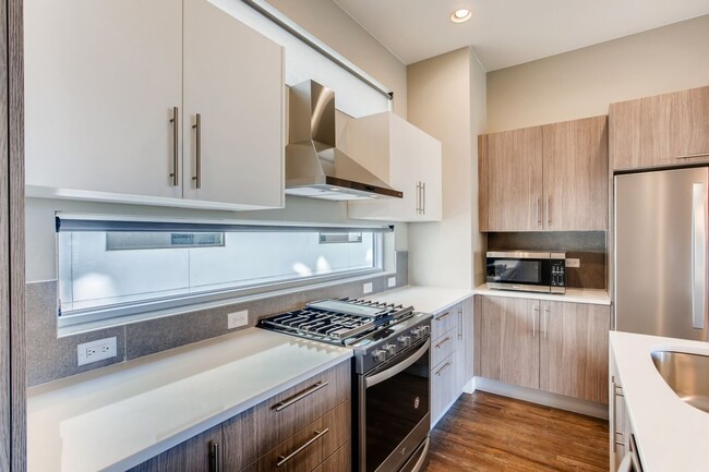 Building Photo - New Construction 3 Bedroom Townhomes with ...
