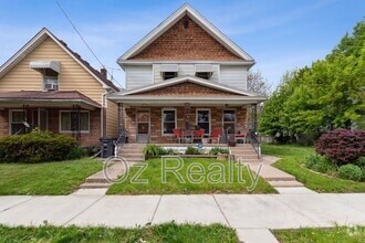 Building Photo - 223 E Weber St