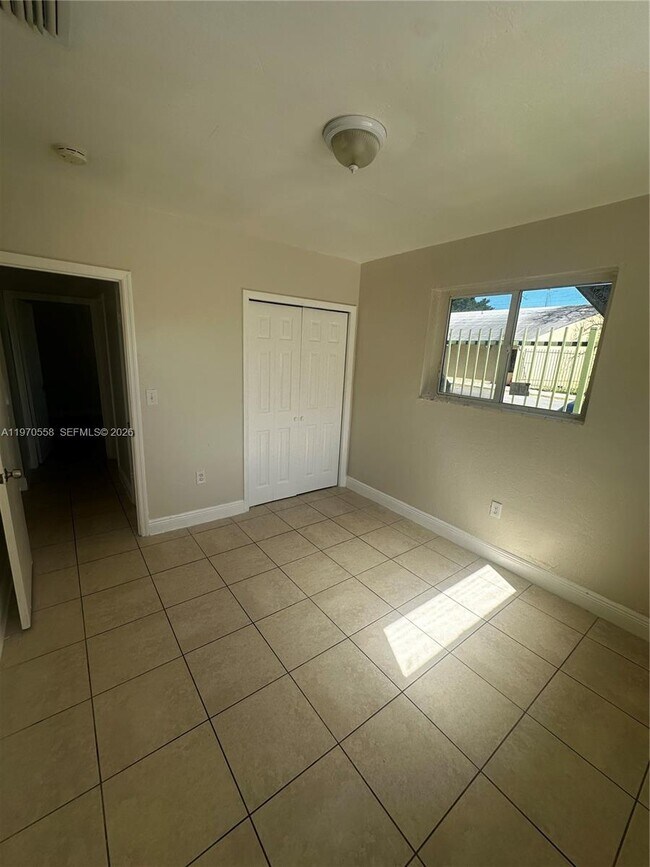 Building Photo - 237 NW 55th St