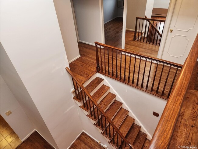 Building Photo - 3418 Oceanside Rd