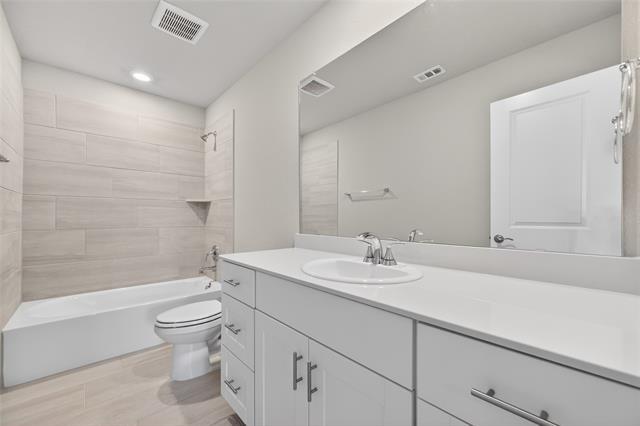 Building Photo - 513 Blanton St