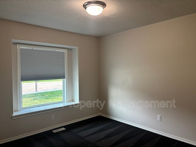 Building Photo - 7988 W Orbit Dr