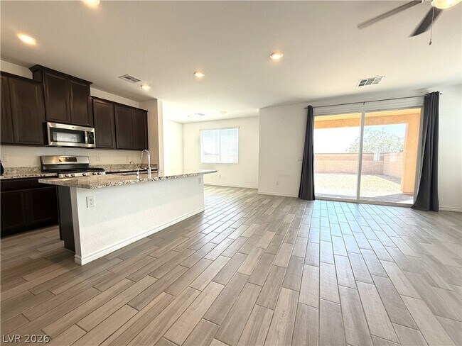 Building Photo - 9980 Perth Ct