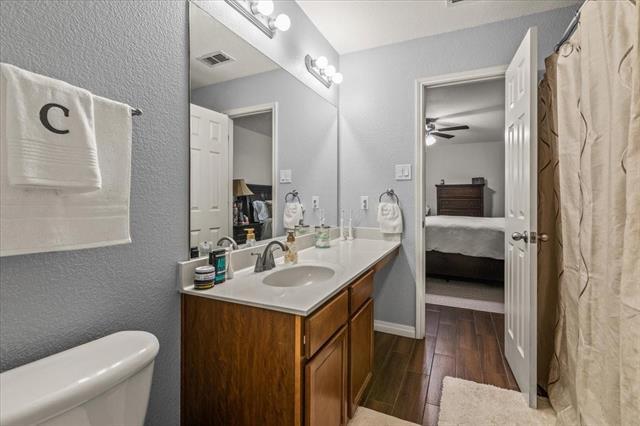 Building Photo - 2133 Burnside Dr