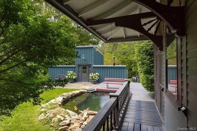 Building Photo - 11 Old Depot Way