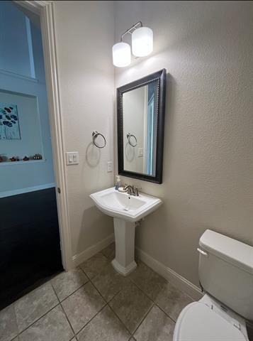 Building Photo - 2405 Bigleaf Ct