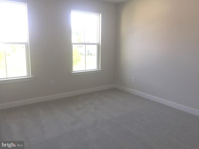 Building Photo - 735 Stonehouse Wy