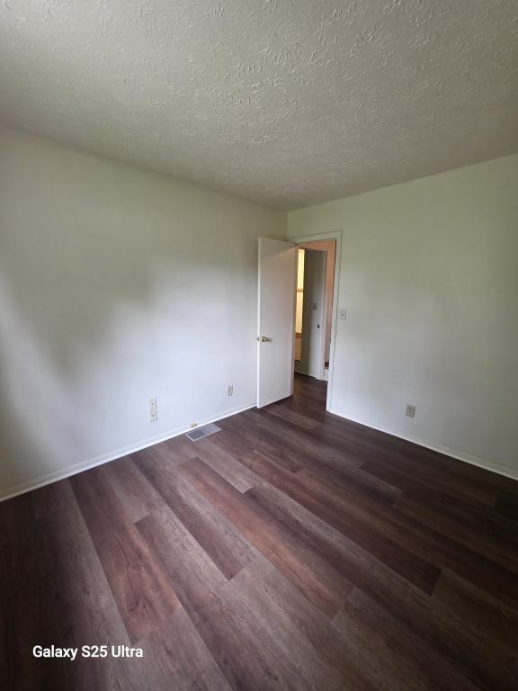 Building Photo - 820 S Locke St