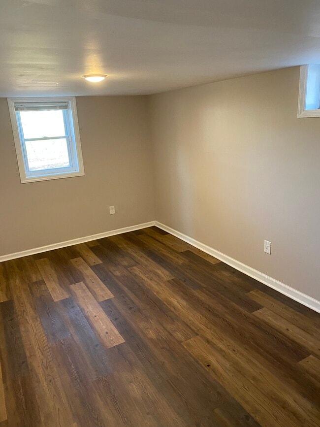 Building Photo - 550 Leesville Rd