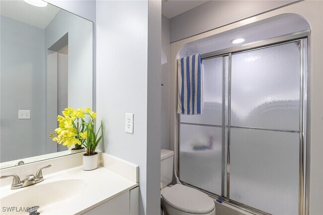 Building Photo - 420 Belina Dr