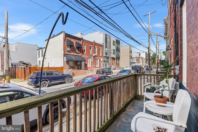 Building Photo - 2718 W Jefferson St