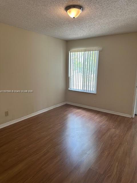 Building Photo - 12950 Vista Isles Dr
