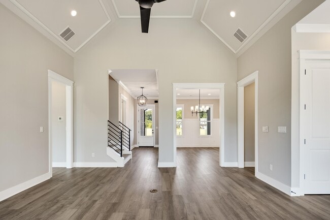 Building Photo - 5046 Jon Oak Dr