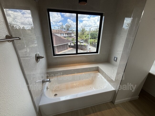 Building Photo - 95-797-797 Lanipaa St