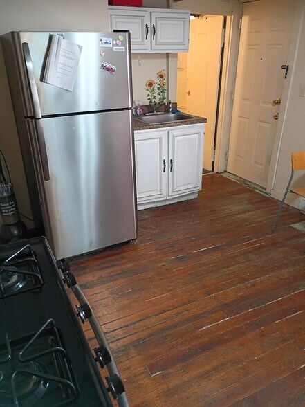 Building Photo - 65 13th St