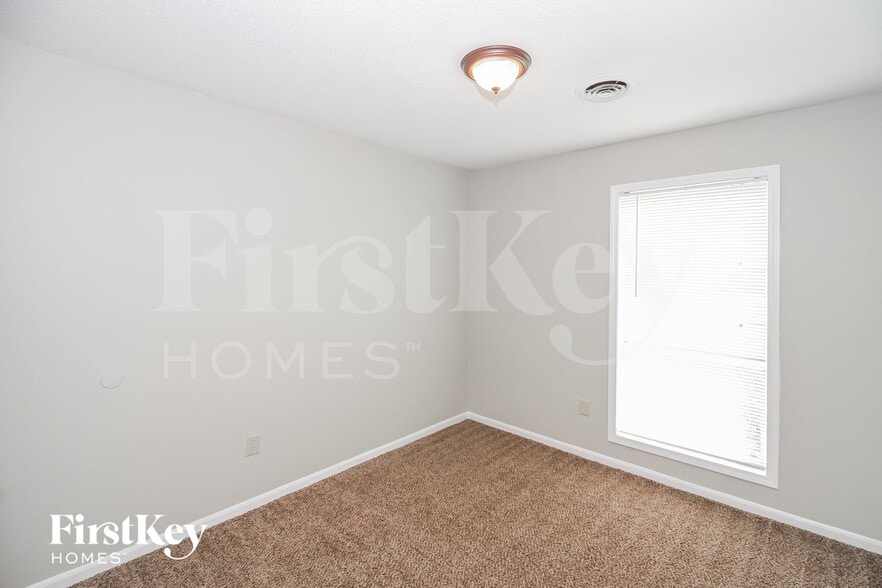 Building Photo - 4183 Rosewind Cir