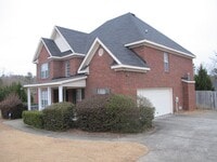 Building Photo - Spacious home Corner Lot, Walk to Stallings Island School