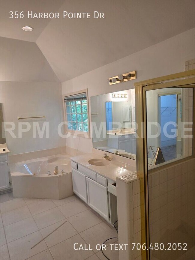 Building Photo - 356 Harbor Pointe Dr
