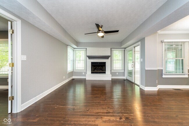Building Photo - 13738 Roswell Dr