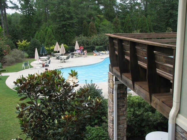 Building Photo - Gorgeous Brick Home with Golf Course / Lake View in Popular Mirror Lake Golf/ Swim / Tennis Subdi...