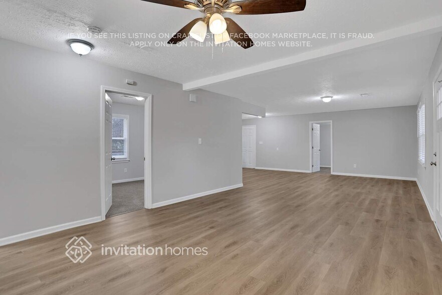 Building Photo - 76 Sweetwater Way