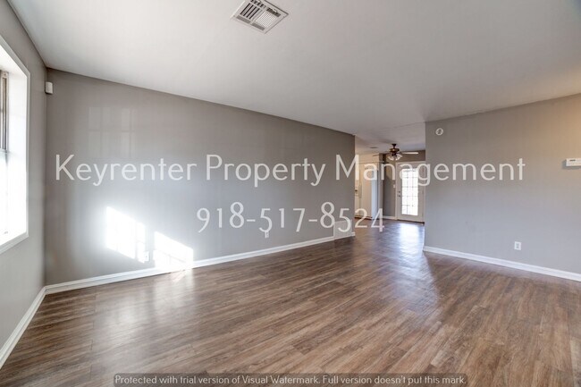 Building Photo - 3 Bed | 1 Bath near Rose District BA!