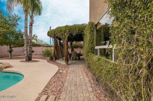 Building Photo - 3792 S Cosmos Ct