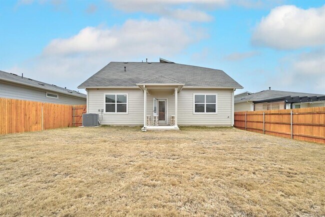 Building Photo - 7517 Peggie Nell Dr