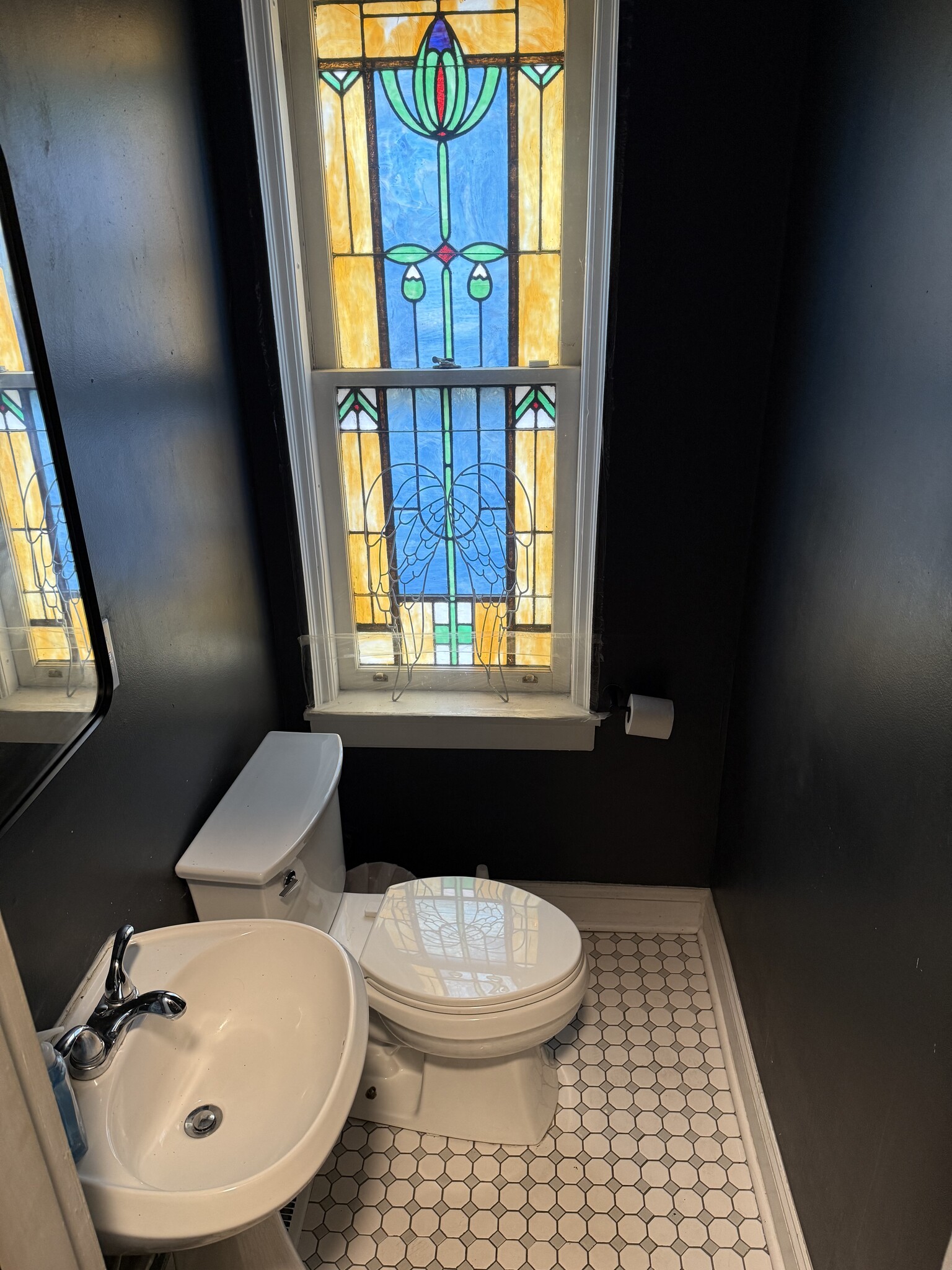 Building Photo - 418 Edgemont St