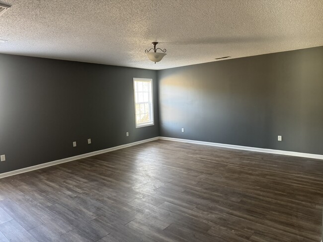 Building Photo - 1256 N 9th St