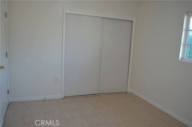 Building Photo - 9040 Cypress Ave