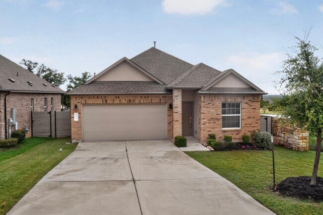 Building Photo - 941 Legends Ln