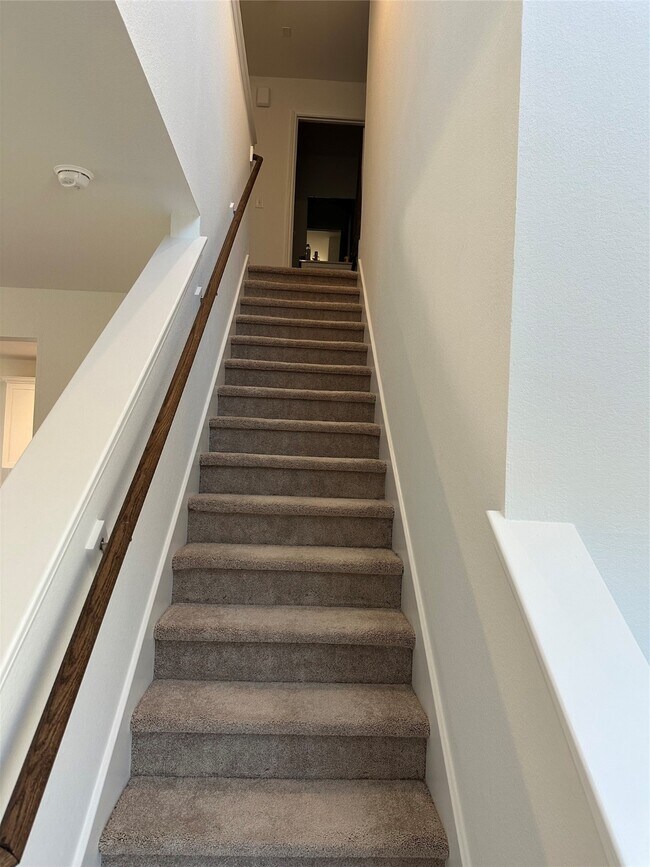 Building Photo - 15214 Canyon Rapids Rd