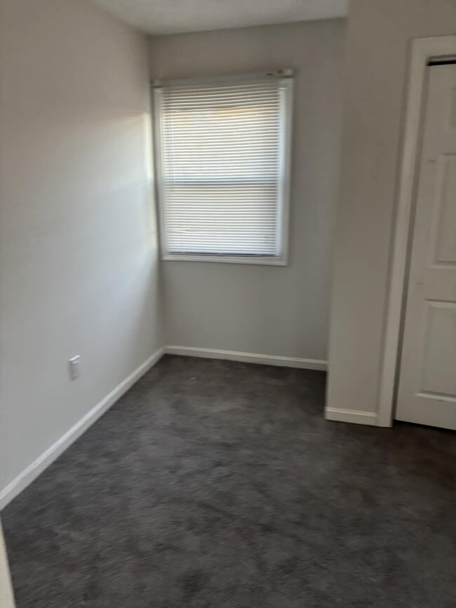 Building Photo - 1839 Andrews Blvd