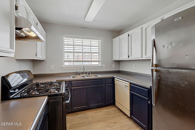 Building Photo - 12125 St Crispin Ave