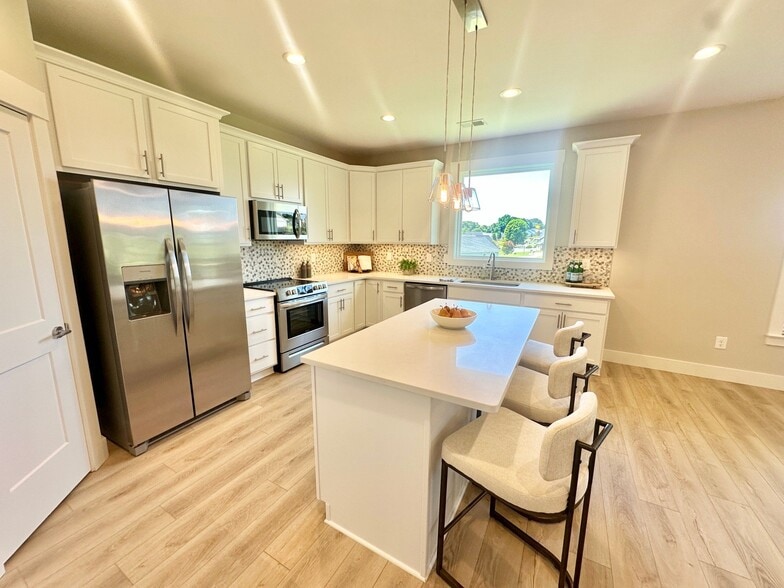 Building Photo - 514 Hillview Knl Ln
