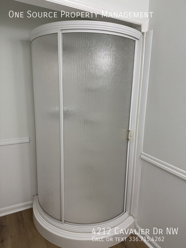 Building Photo - 4212 Cavalier Dr NW