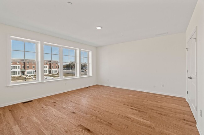 Building Photo - 2306 Palermo Dr