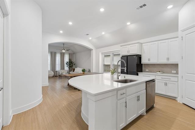 Building Photo - 1613 Sandhill Ln