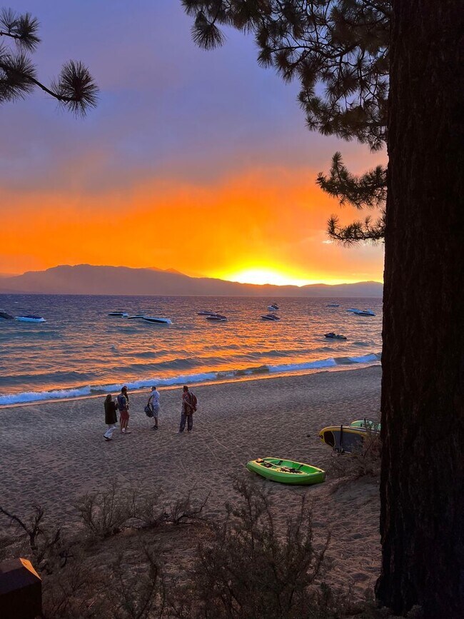 Building Photo - Fully Furnished Breathtaking Lake Views