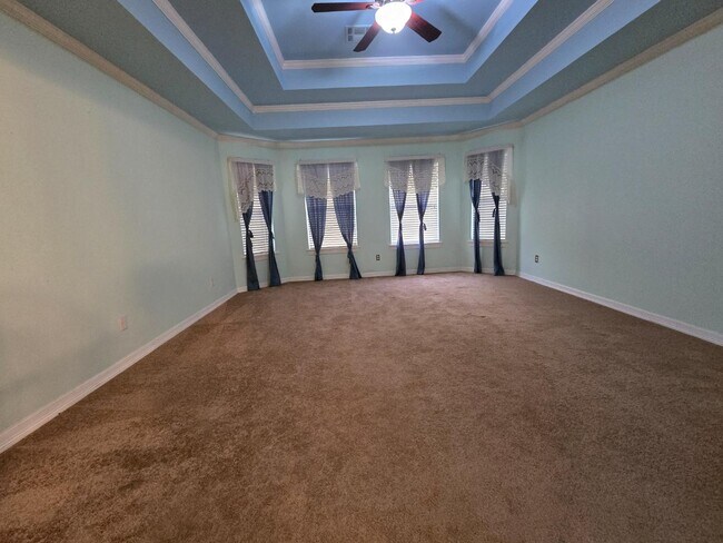 Building Photo - 8704 N 140th E Ct