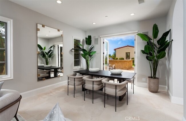 Building Photo - 21 Coral Cay