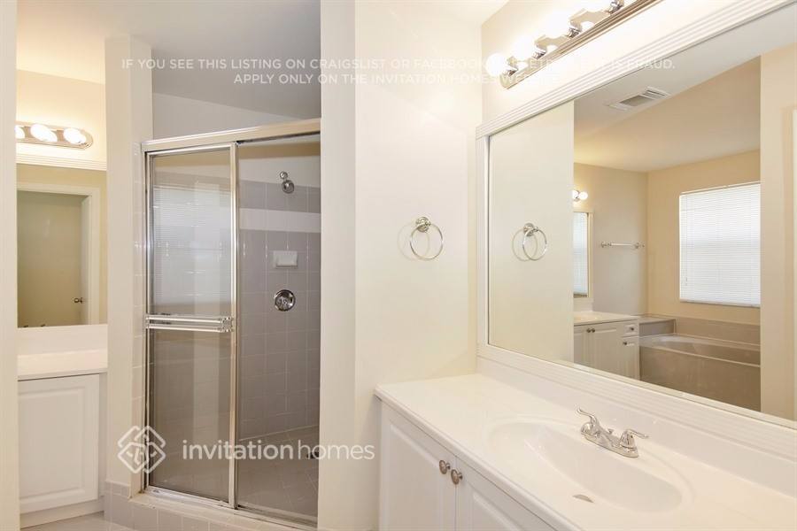 Building Photo - 19093 NW 12th Ct