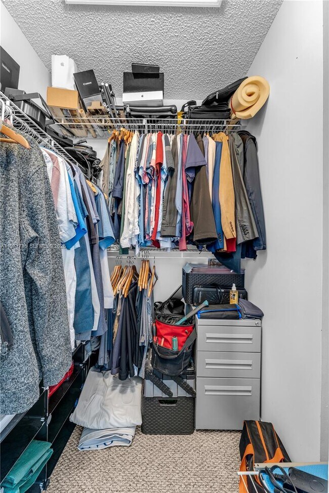 Building Photo - 2245 SE 25th Ave