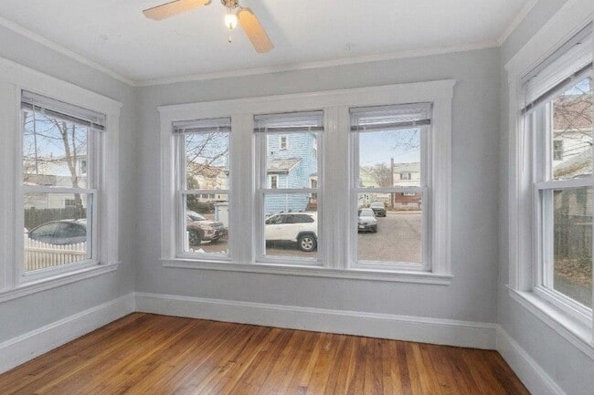 Building Photo - 1 Wentworth Ter