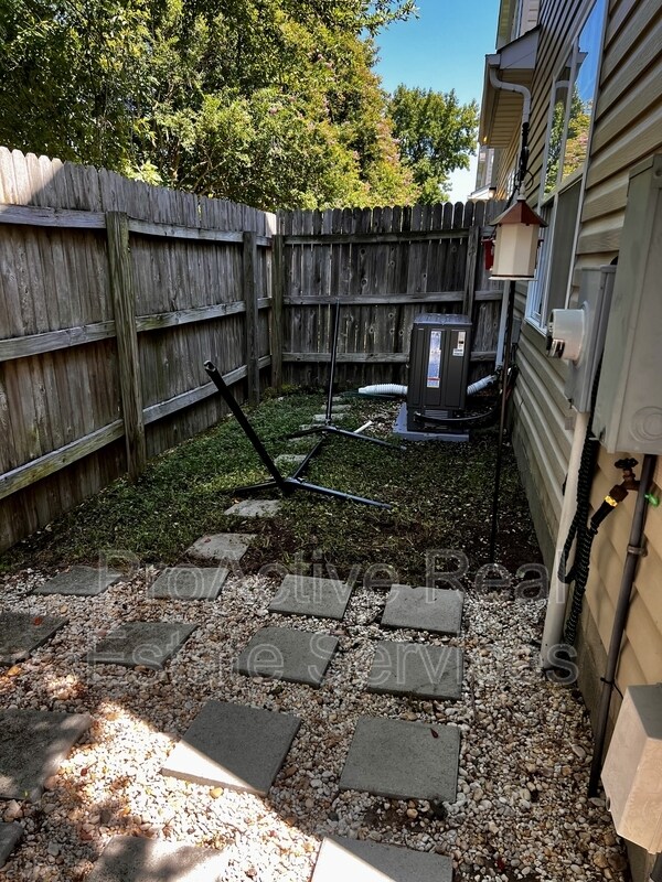 Building Photo - 5268 Pirata Pl