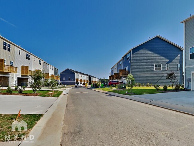 Building Photo - 109 Nahunta Dr