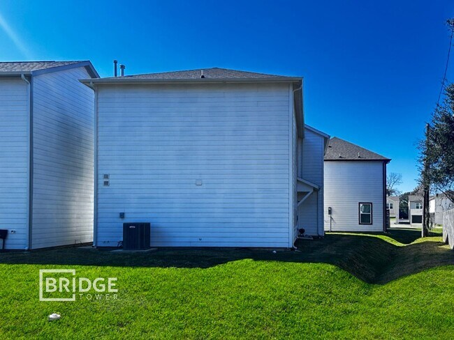 Building Photo - BRUNSWICK PLAN